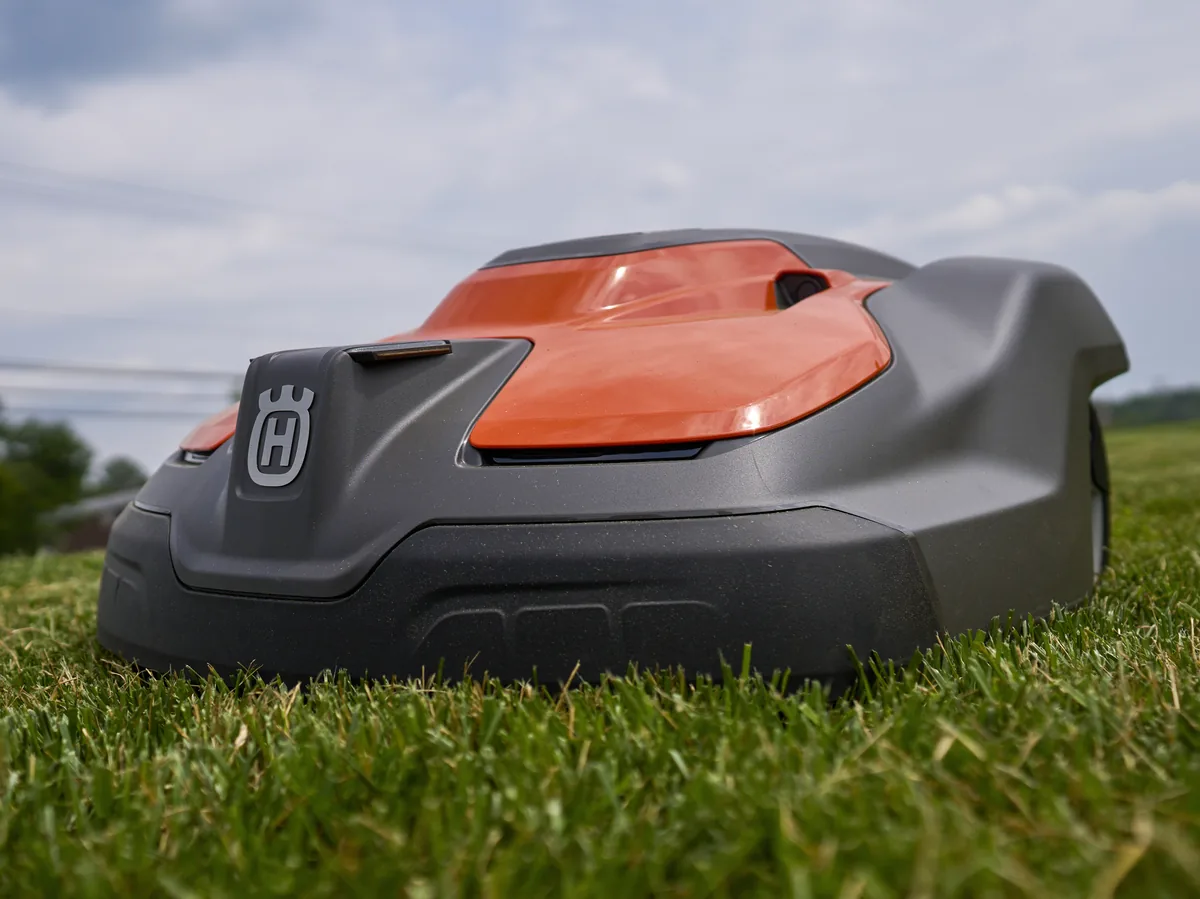 Husqvarna Automower 550H EPOS professional robotic mower on turf